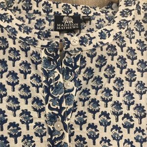 Madison Matthews Diane Shirt in size Medium.